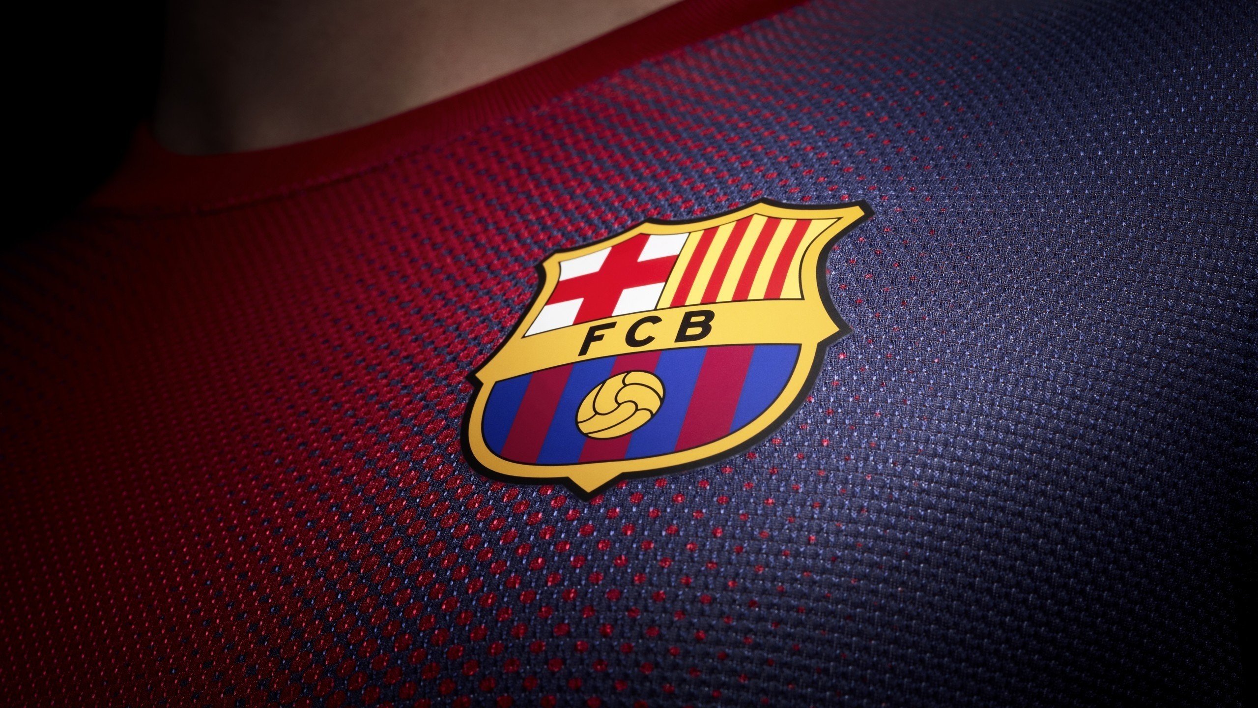 开云平台-逆光之刃，2026世界杯F组生死战，智利绝地逆转加纳，阿方索·戴维斯以速度撕裂黑夜
